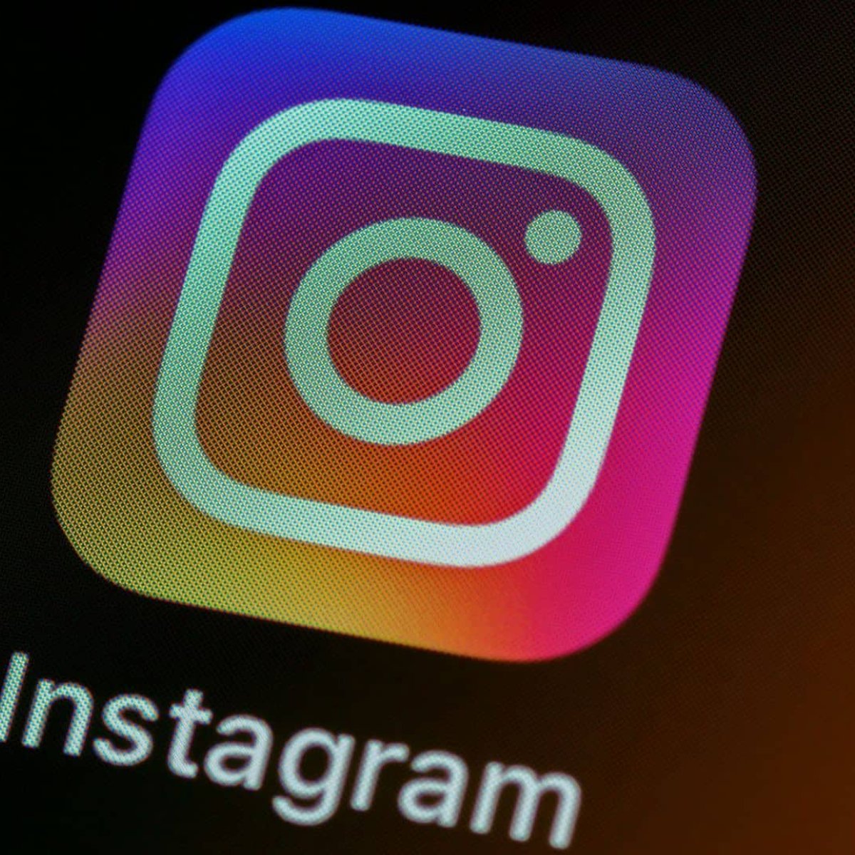 O que é Low Profile tradução e significado no Instagram DPopular