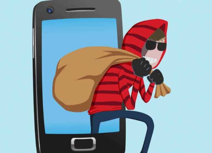 Ilustração de um hacker roubando dados do celular