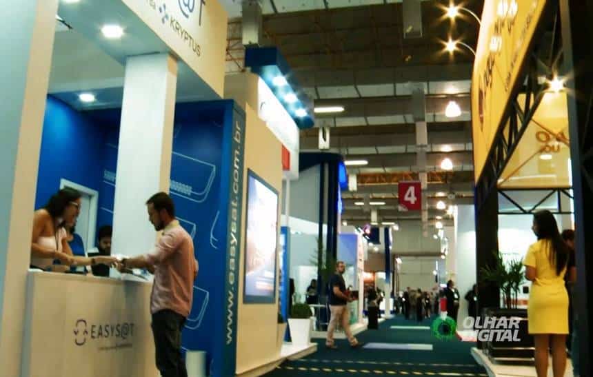 Feira de tecnologia mostra futuro do comércio no Brasil