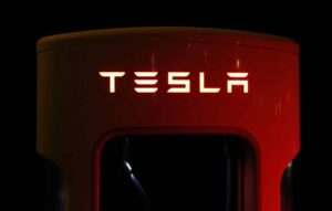 Tesla: estação alimentada por energia solar em Las Vegas