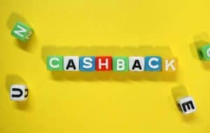 Entenda como funciona o cashback, que devolve dinheiro de suas compras