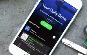 Spotify quer competir com rádios tradicionais