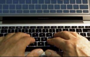 Hackers divulgam dados de militares do Rio de Janeiro