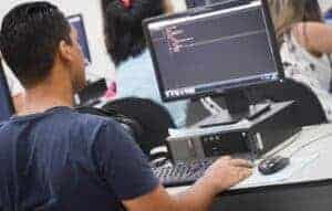 Qual linguagem de programação estudar?