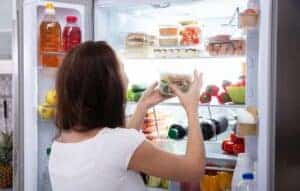Congelar um alimento infectado conserva o vírus?