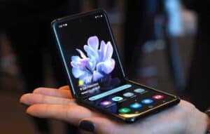 Hands-On Samsung Galaxy Z Flip
