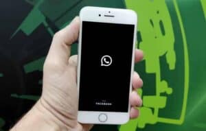 O modo escuro do WhatsApp chegou!
