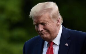 Post de Donald Trump é marcado como mídia manipulada
