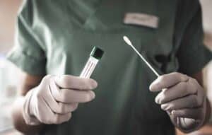 EUA investem US$ 1,6 bilhão em candidata a vacina contra a covid-19