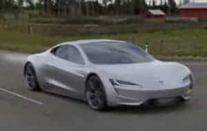 Alemão compra 28 carros da Tesla acidentalmente