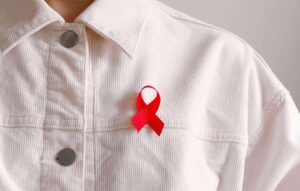 Paciente pode ter sido curada de aids sem tratamento médico específico