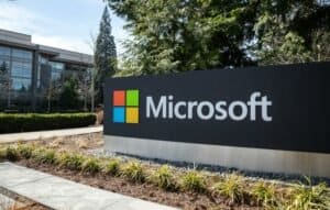 Microsoft nega que Windows Defender seja capaz de baixar malware