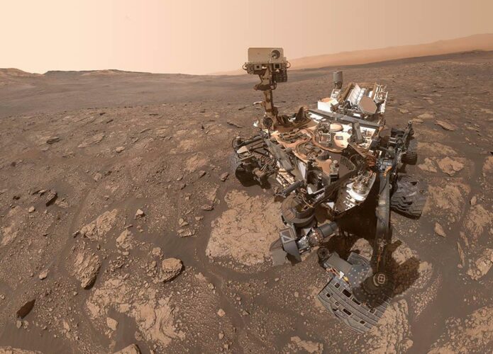 Selfie do rover Curiosity em Marte