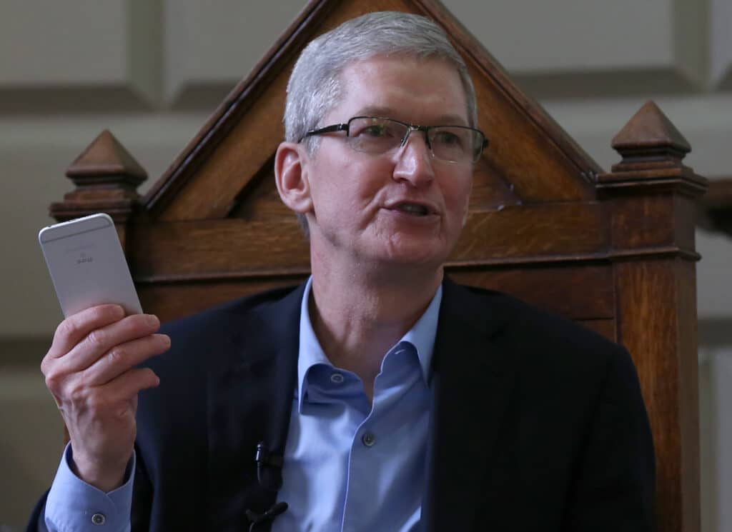 tim cook apple