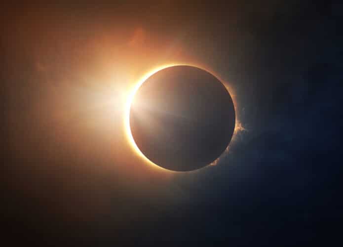 Eclipse solar acontece nesta segunda-feira