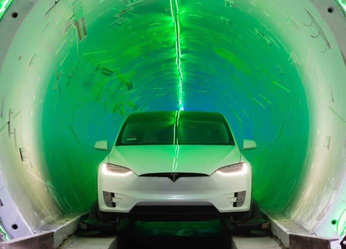 tunel_boring_tesla-695x500