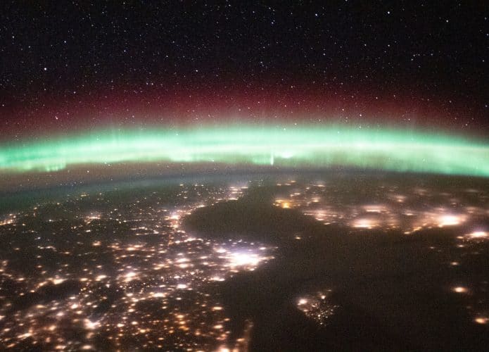 Aurora_02-695x500