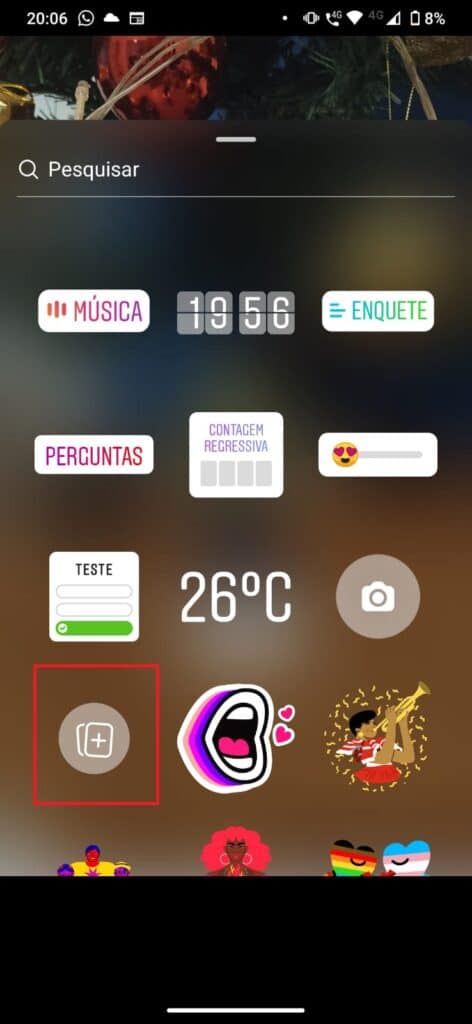 sobrepor imagens nos stories