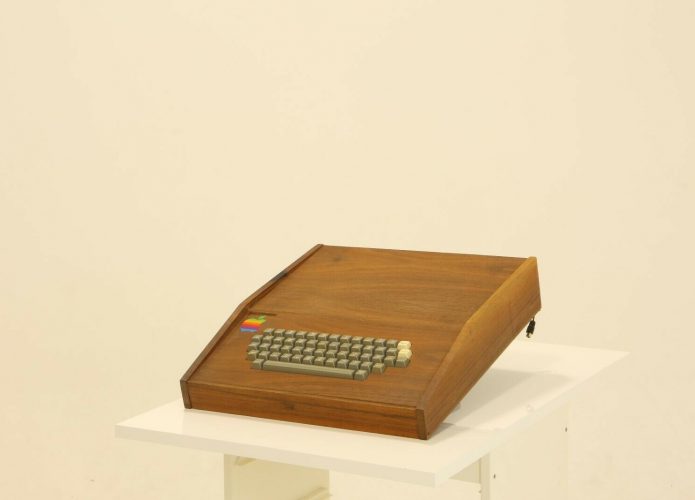 apple-1-computador-695x500