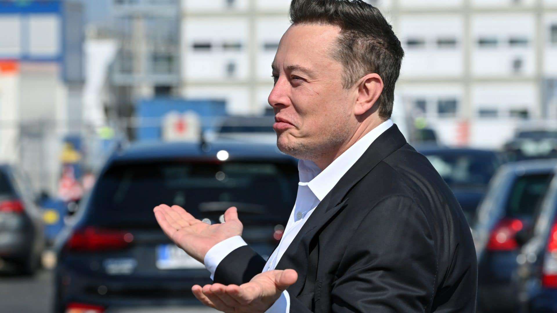 Elon Musk disputa com Jeff BEzos o título de homem mais rico do mundo
