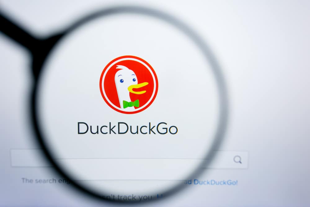 marca do buscador e navegador duckduckgo