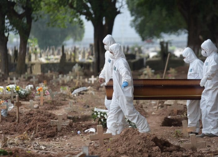 Covid-19 coronavírus pandemia mortes