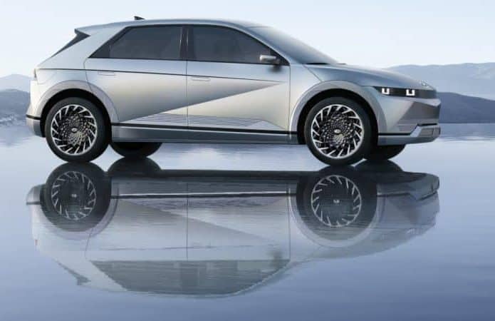 IONIQ5-2000x450-1-695x450