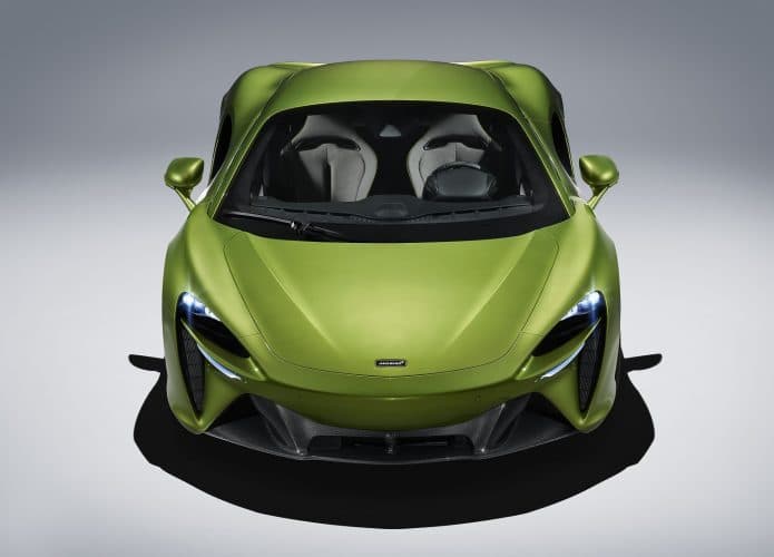 Large-12916-McLarenArtura-695x500