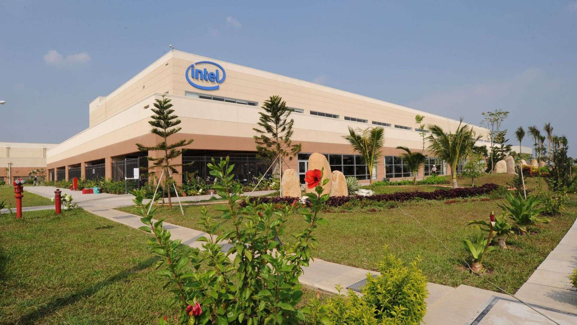 intel-vietnam-31882400-1920x1080