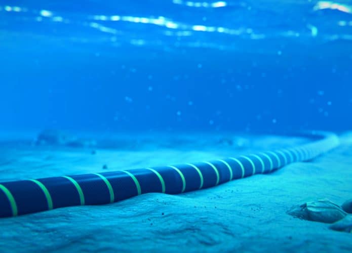 Cabos submarinos