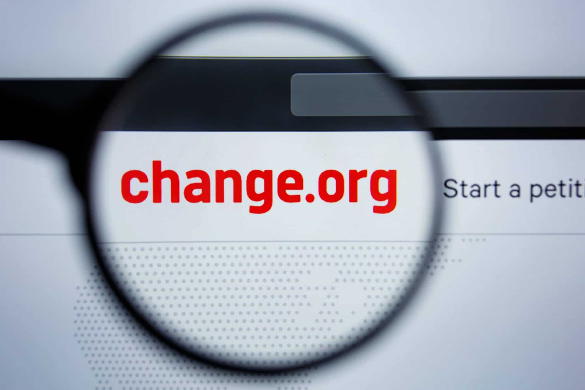 Você já assinou uma petição online? Entenda como funciona a Change.org