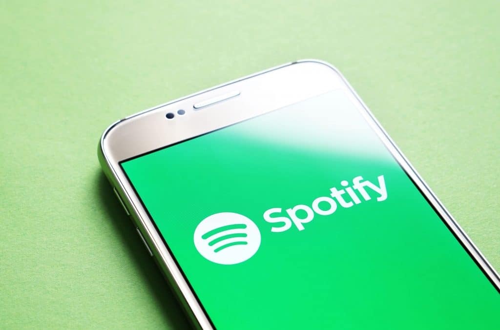 Logo do Spotify em celular