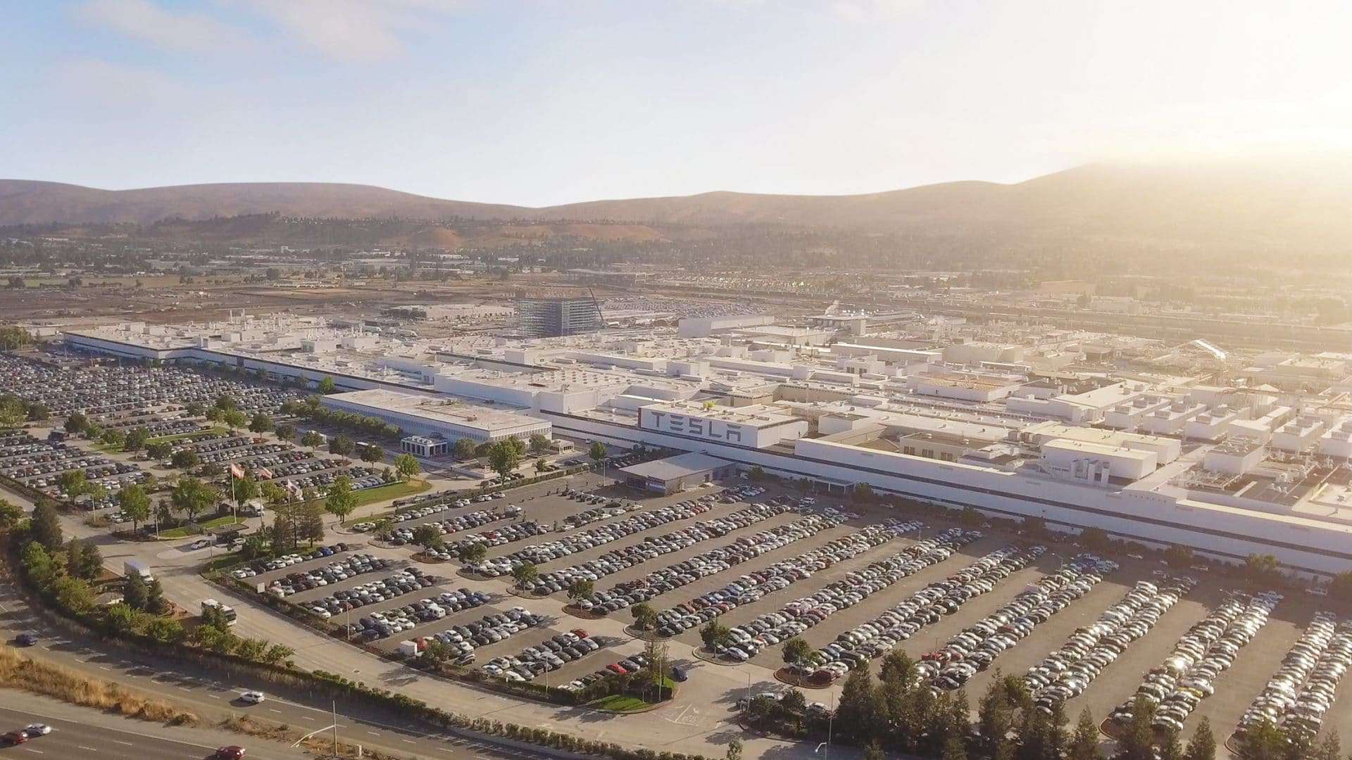 tesla fremont fábrica