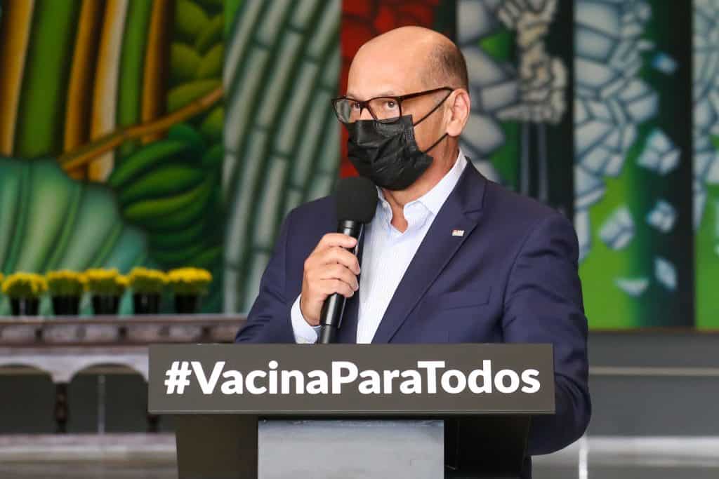 Dimas Covas em pronunciamento sobre medidas de combate à Covid-19