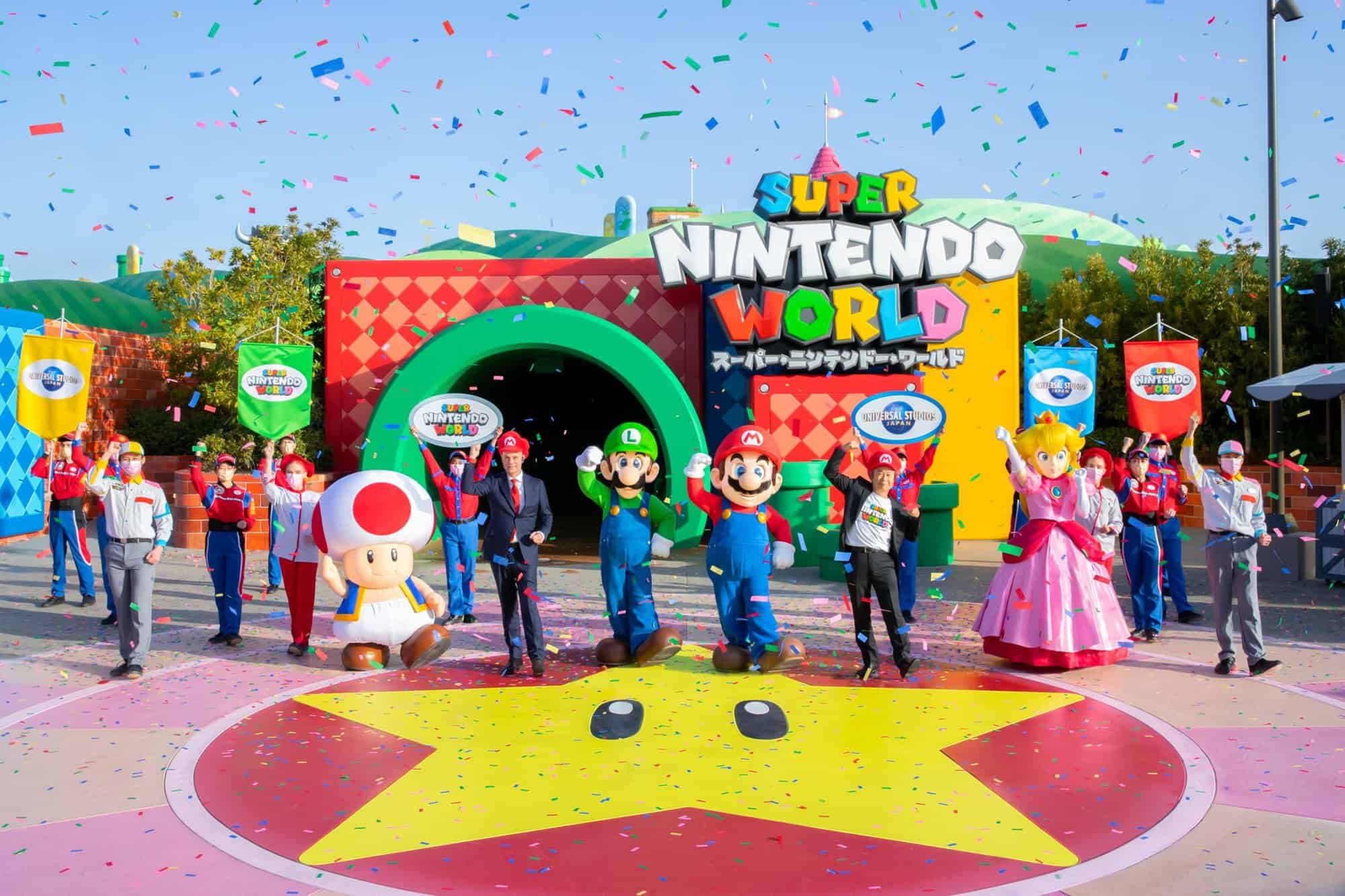 Atração Super Nintendo World é inaugurada no Japão e contou com a presença de Mario e Luigi.