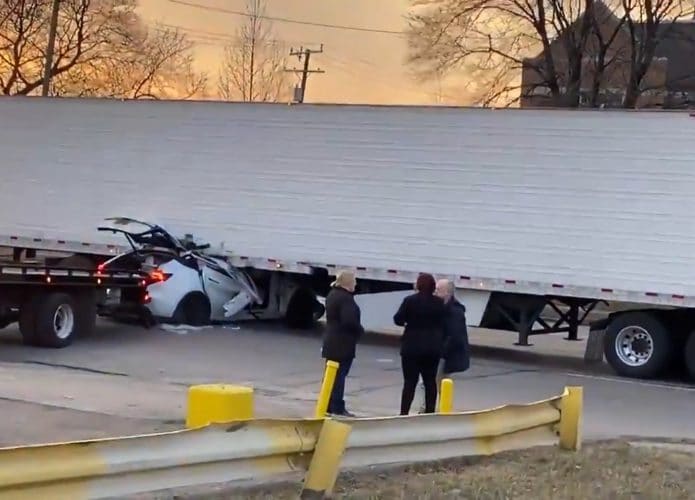 Acidente envolvendo Tesla