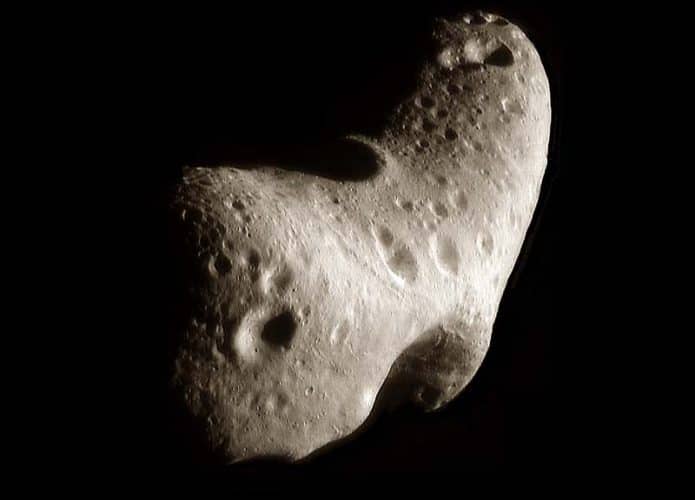 Asteroide Eros