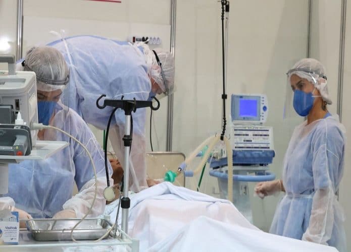 Brasil vive maior colapso sanitário da história