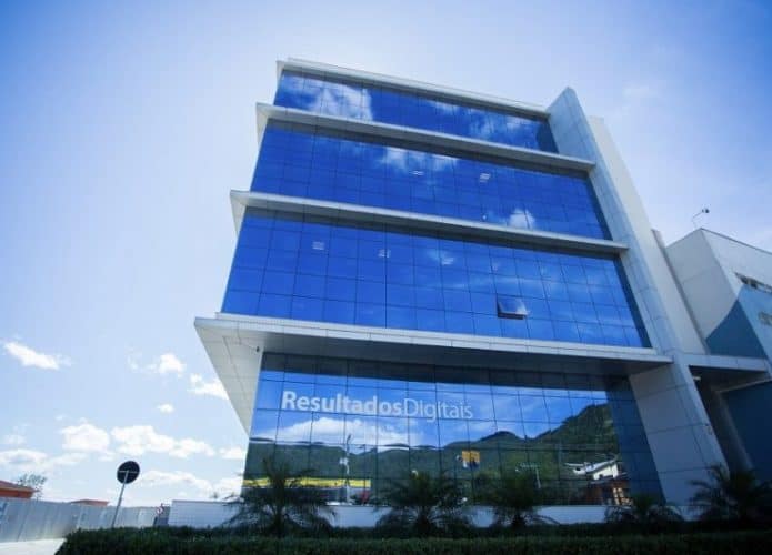 resultados-digitais-2sede-800x532-1-695x500