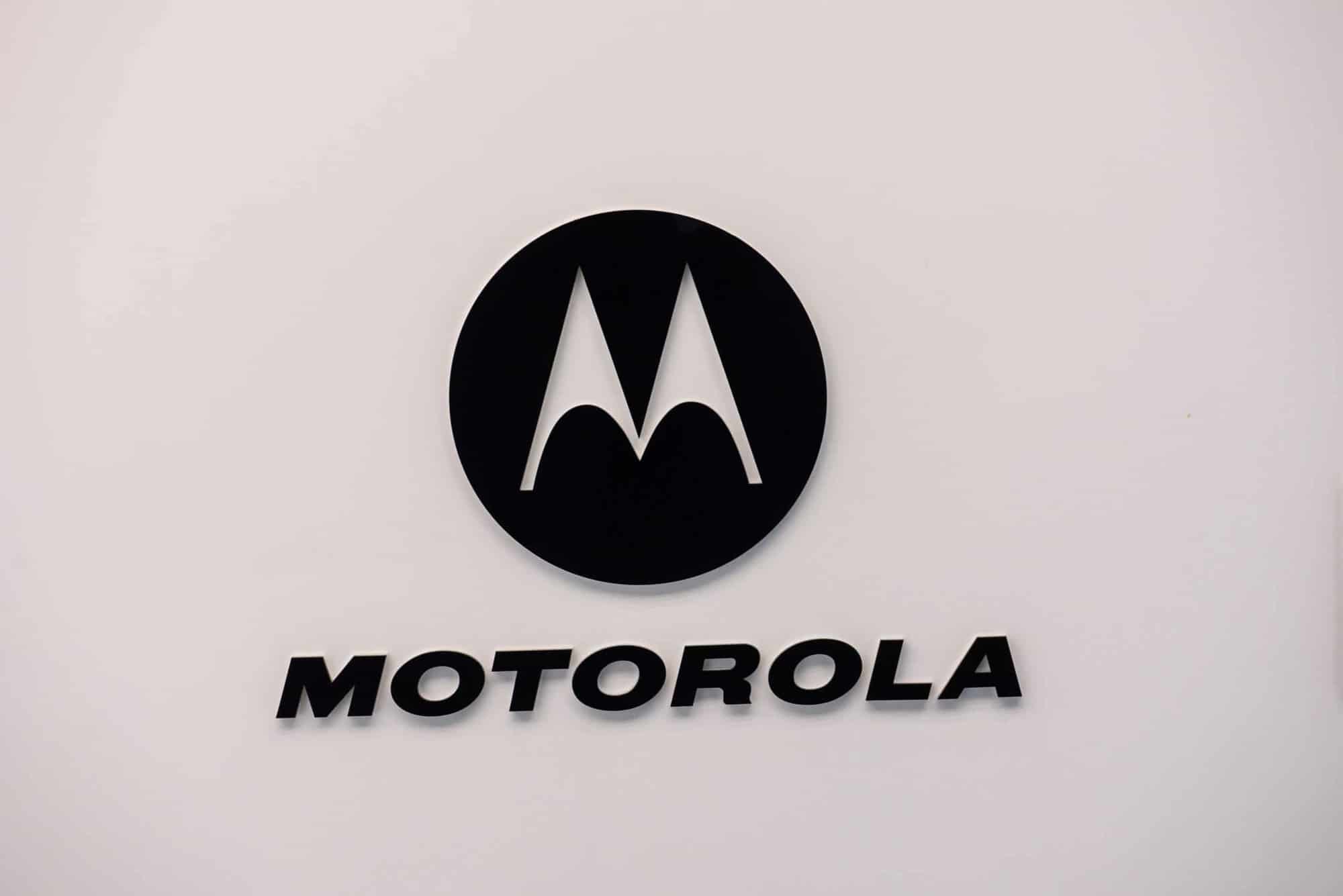 Motorola lança o Moto G100