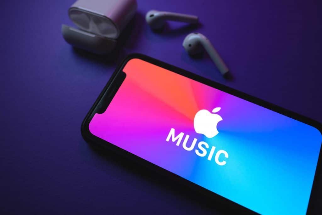 Logo do Apple Music exibido em iPhone