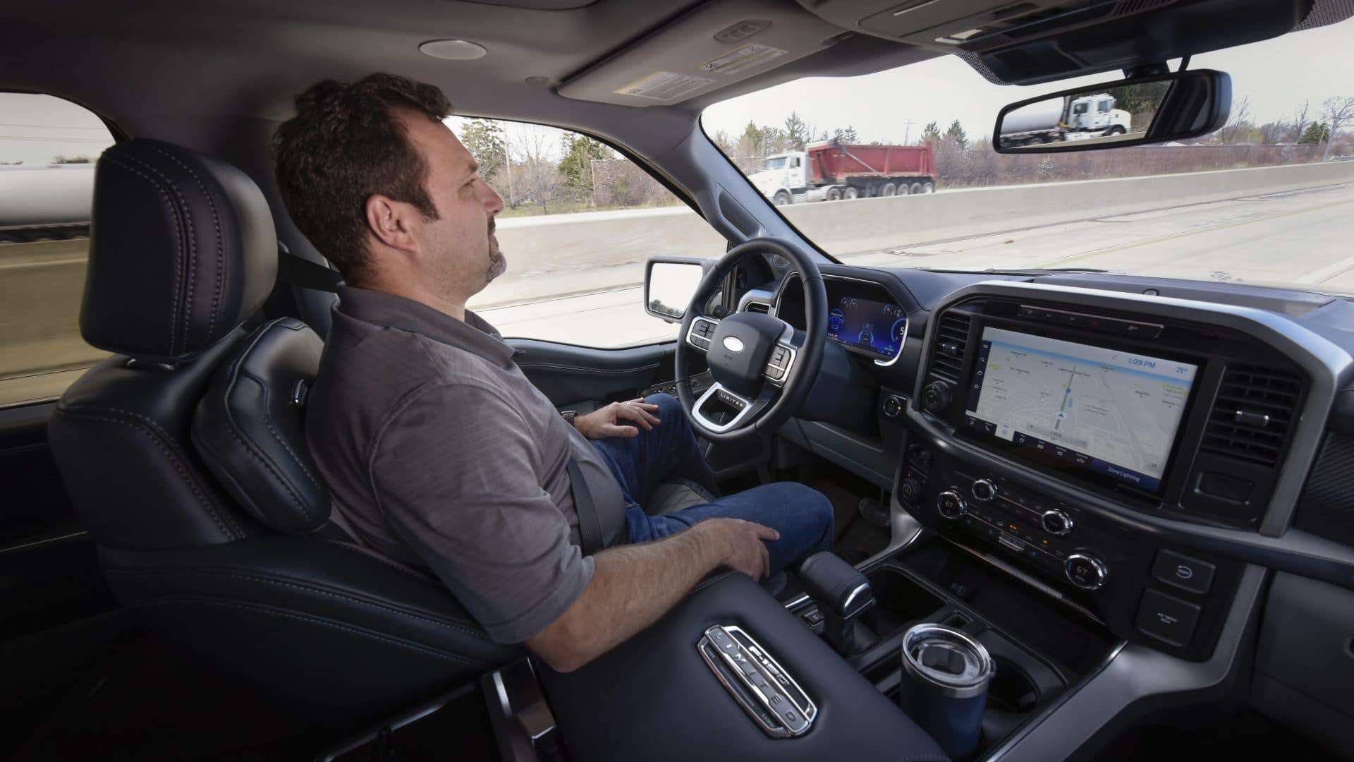 A Ford lançou o BlueCruise, seu sistema de direção sem mãos. Imagem: Ford/Divulgação