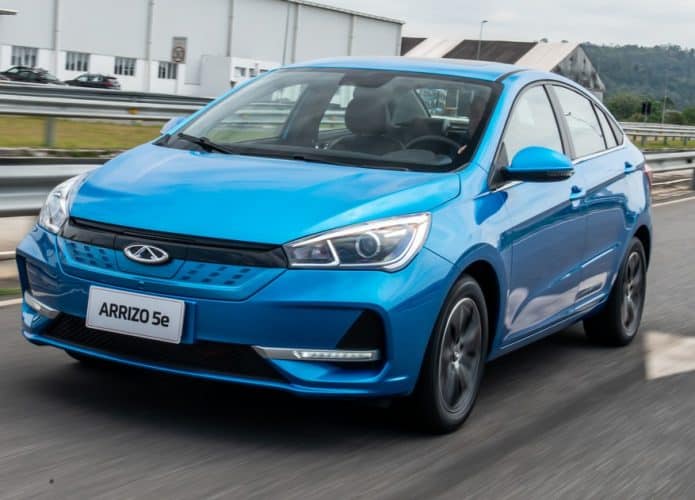 Caoa Chery Arrizo 5e é um dos carros elétricos à venda no Brasil. Imagem: Divulgação/Caoa Chery