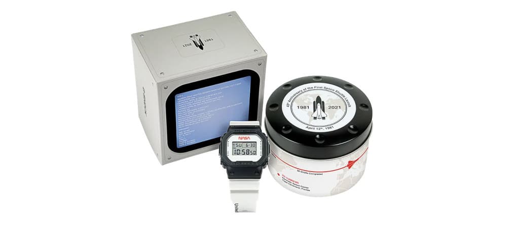 Relógio da Casio comemorando os 40 anos do primeiro voo de um onibus espacial