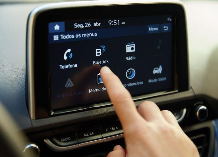 Hyundai_Bluelink_7-695x500