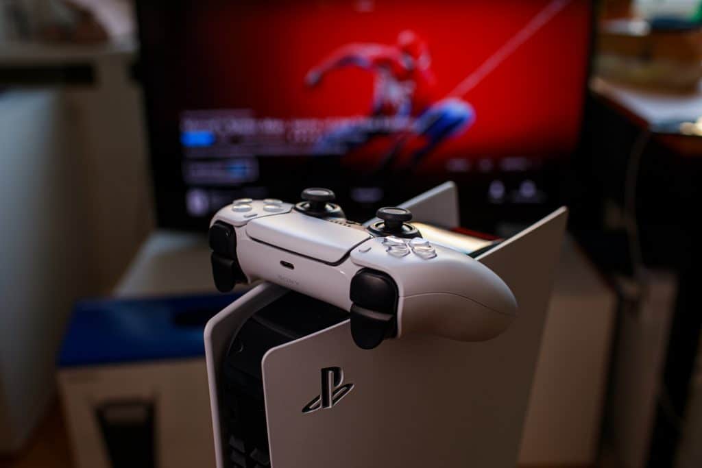 PlayStation 5 (PS5). Imagem: Girts Ragelis / Shutterstock.com