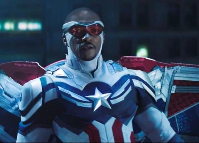 Sam-Wilson-e-oficialmente-o-Capitao-America-e-tem-novo-traje-695x500