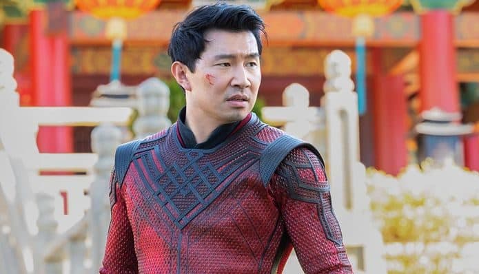 Simu Liu como Shang-Chi em TRAILER DE 'Shang-Chi e a Lenda dos Dez Anéis'.