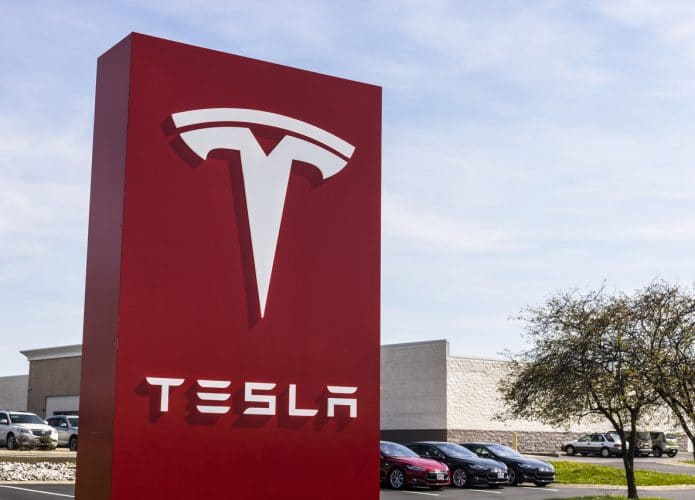 Tesla-695x500