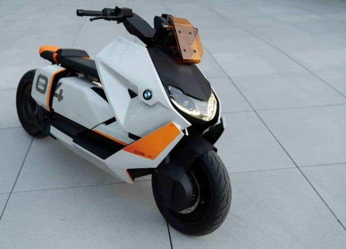 Scooter Elétrica BMW Motorrad Definition CE 04. Foto: BMW Group